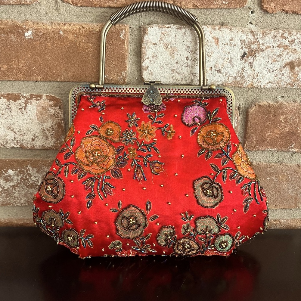 Vintage Beaded Hand Bag